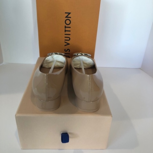 NEW Louis Vuitton Patent Signature Logo - Kid Heal - Picture 7 of 8